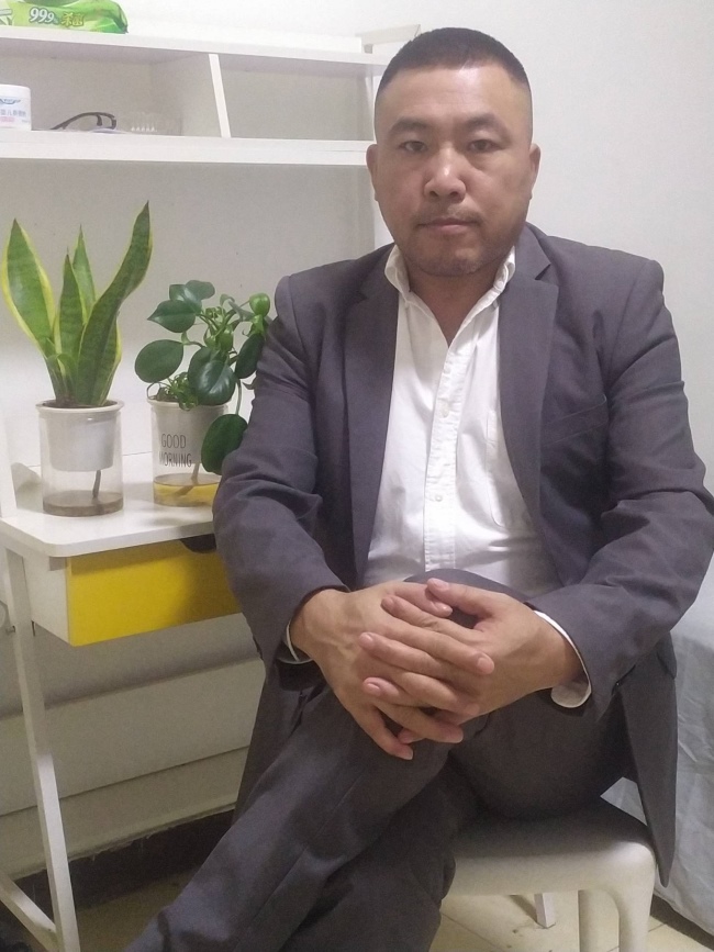 健壮中年_熊导航